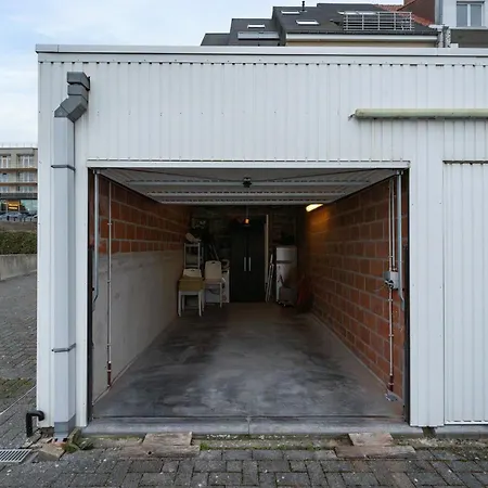 Penthouse With Spacious Terrace & Sea View Ostend