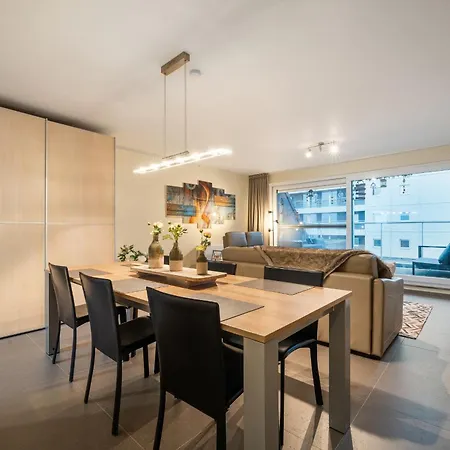 Appartement Penthouse With Spacious Terrace & Sea View *