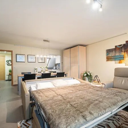 Penthouse With Spacious Terrace & Sea View Apartamento